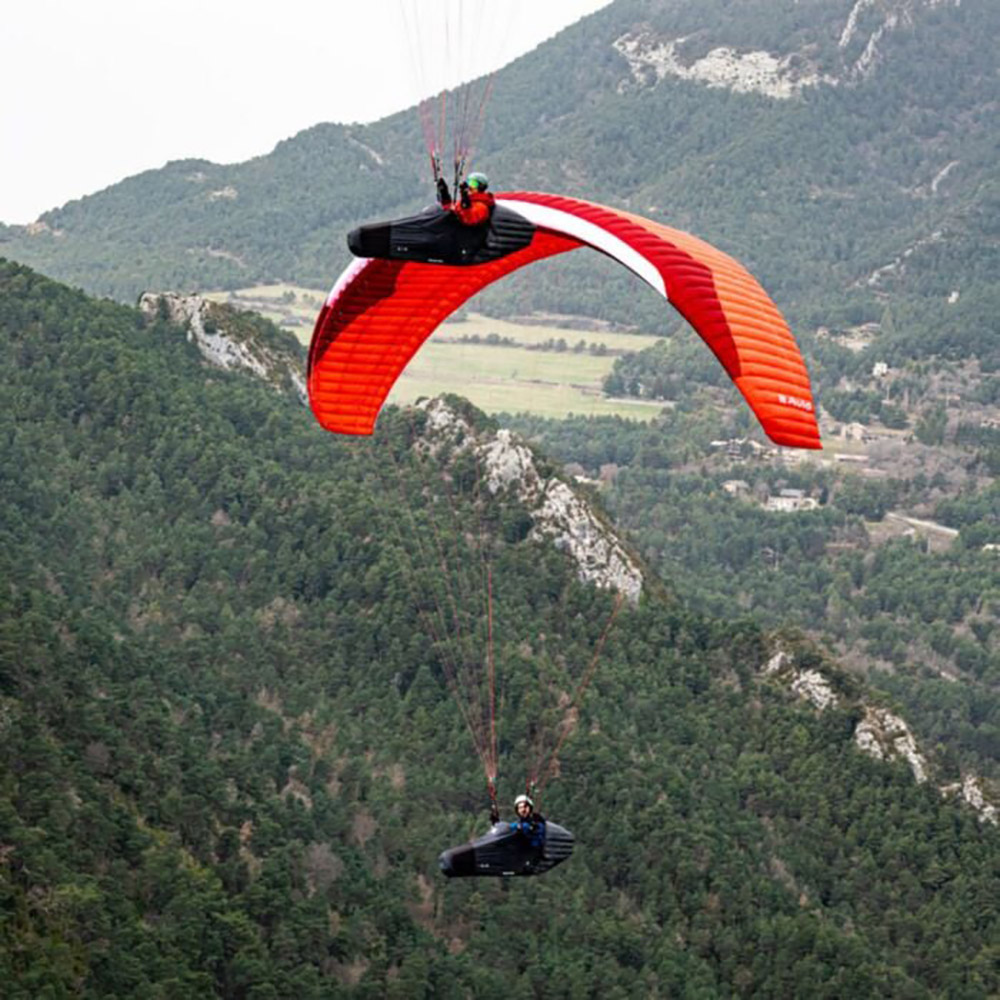 Gin Avid Paragliding Wing