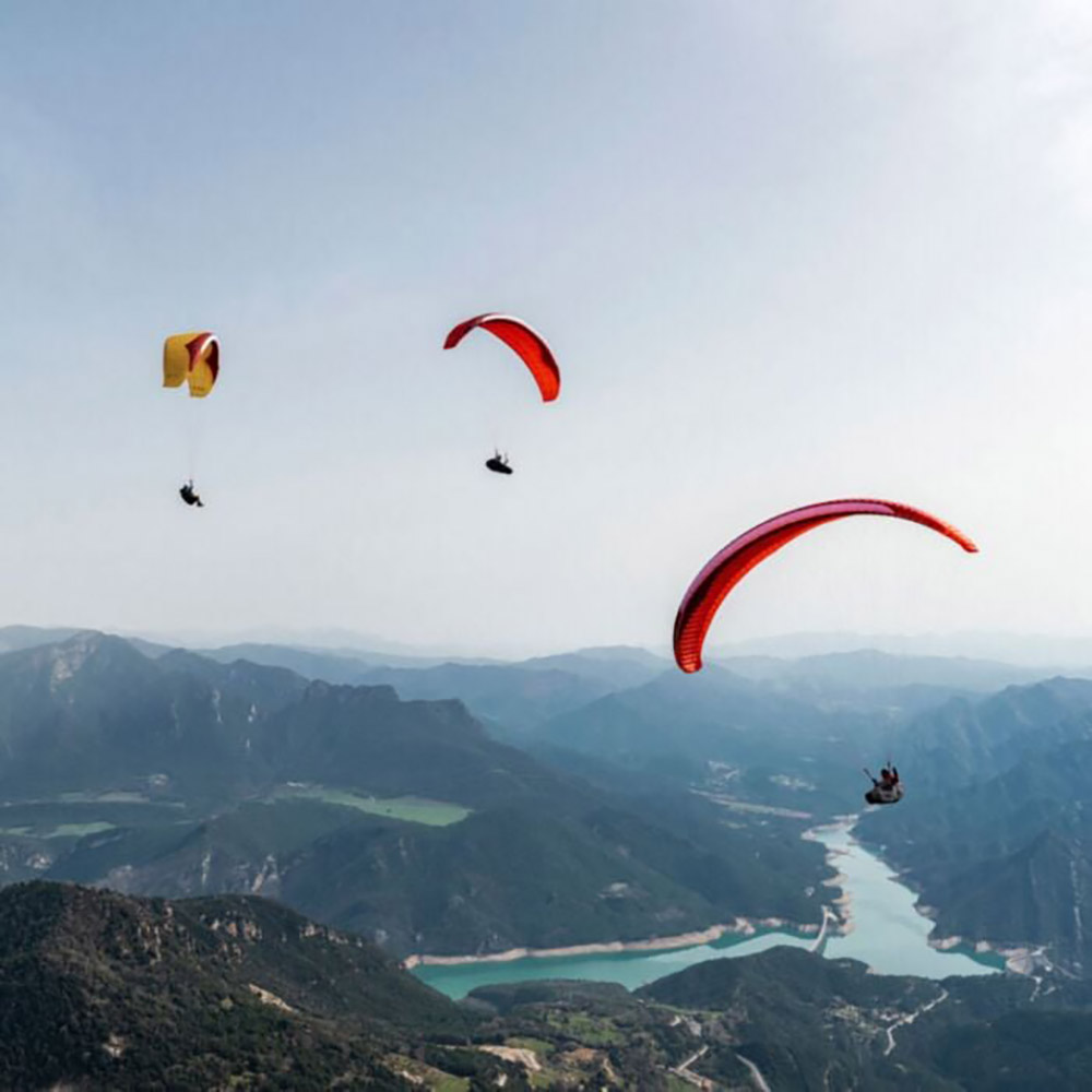Gin Avid Paragliding Wing