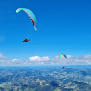 Gin Boomerang 12 paragliding wing